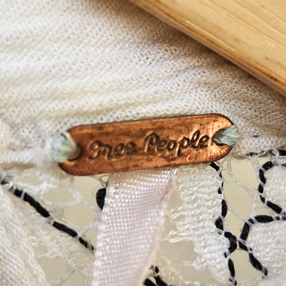 FREE PEOPLE Women's Tell Tale Small Gray Sheer Lace Tunic Whimsigoth Fairy Top - Picture 6 of 13